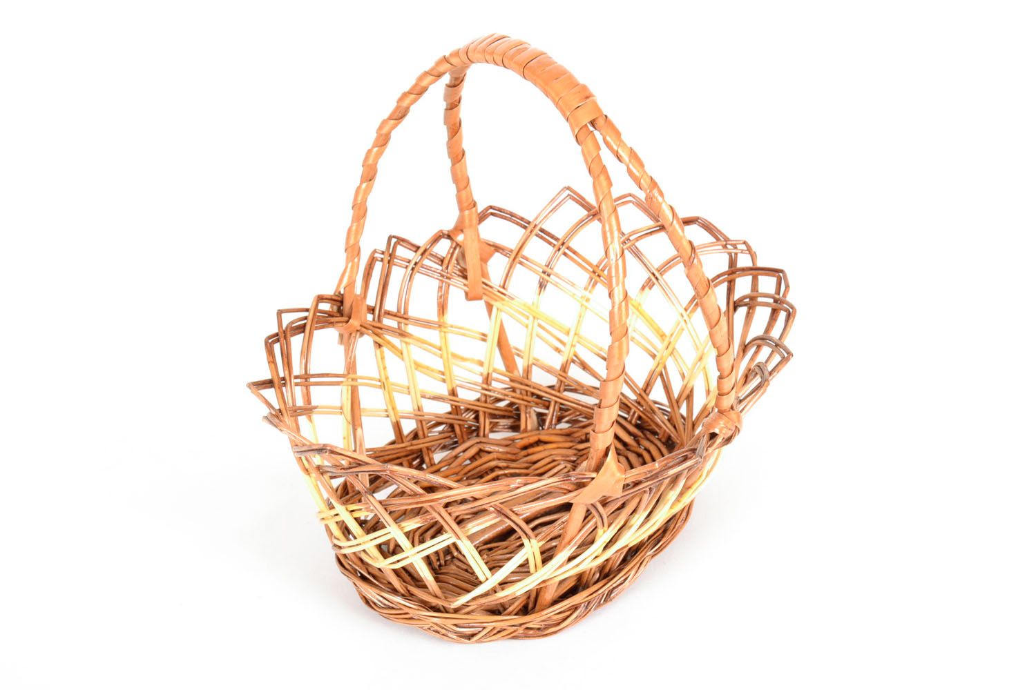 Woven basket with handles  photo 4