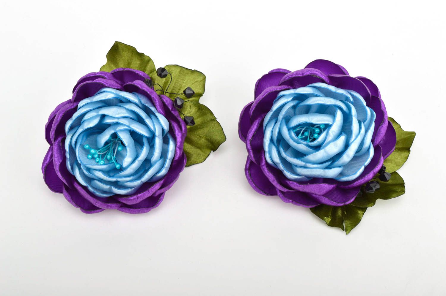Handmade Schmuck Blumen Haargummis in Blau und in Lila Mädchen Haarschmuck schön foto 2