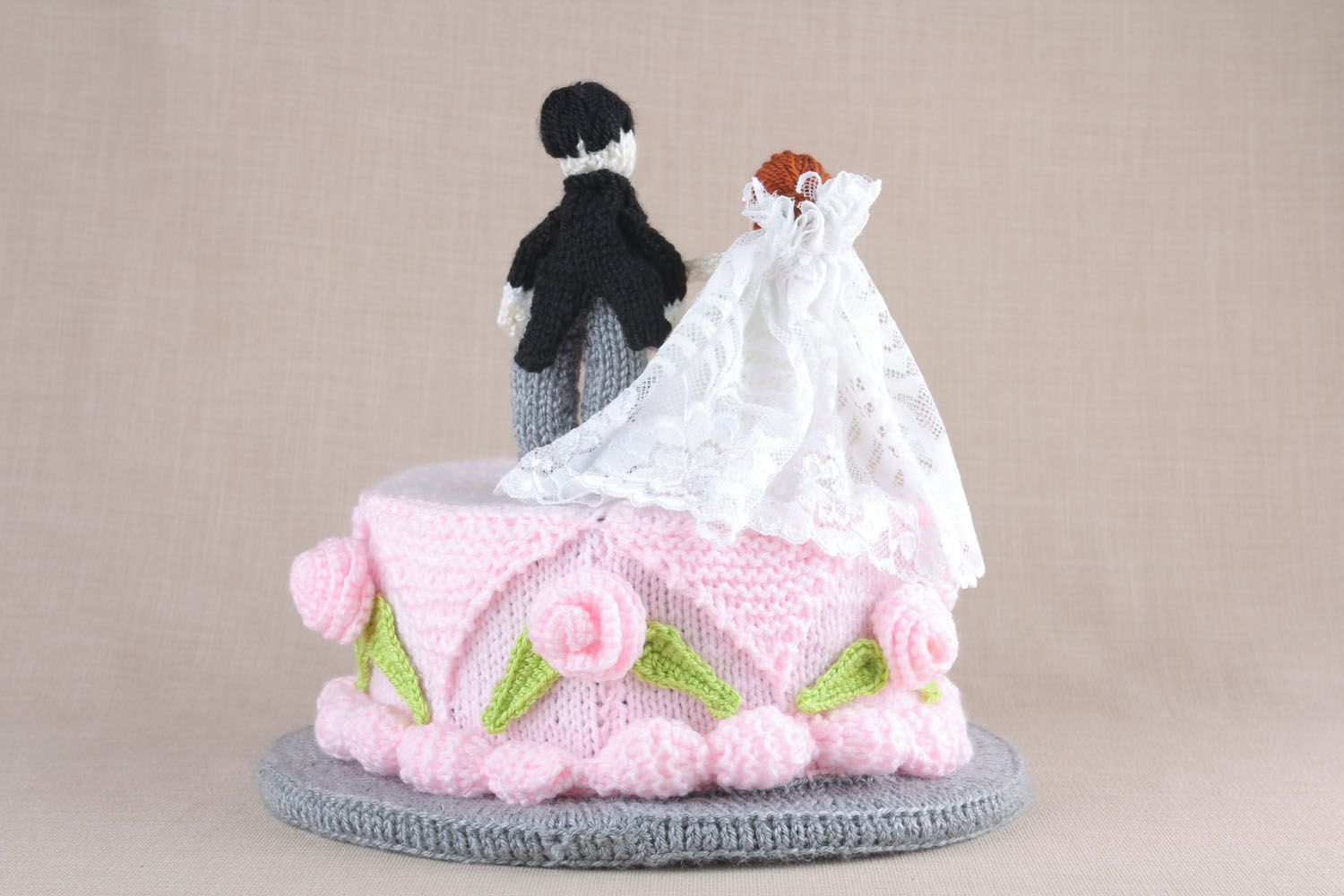 Juguete decorativo tejido Torta para boda foto 2