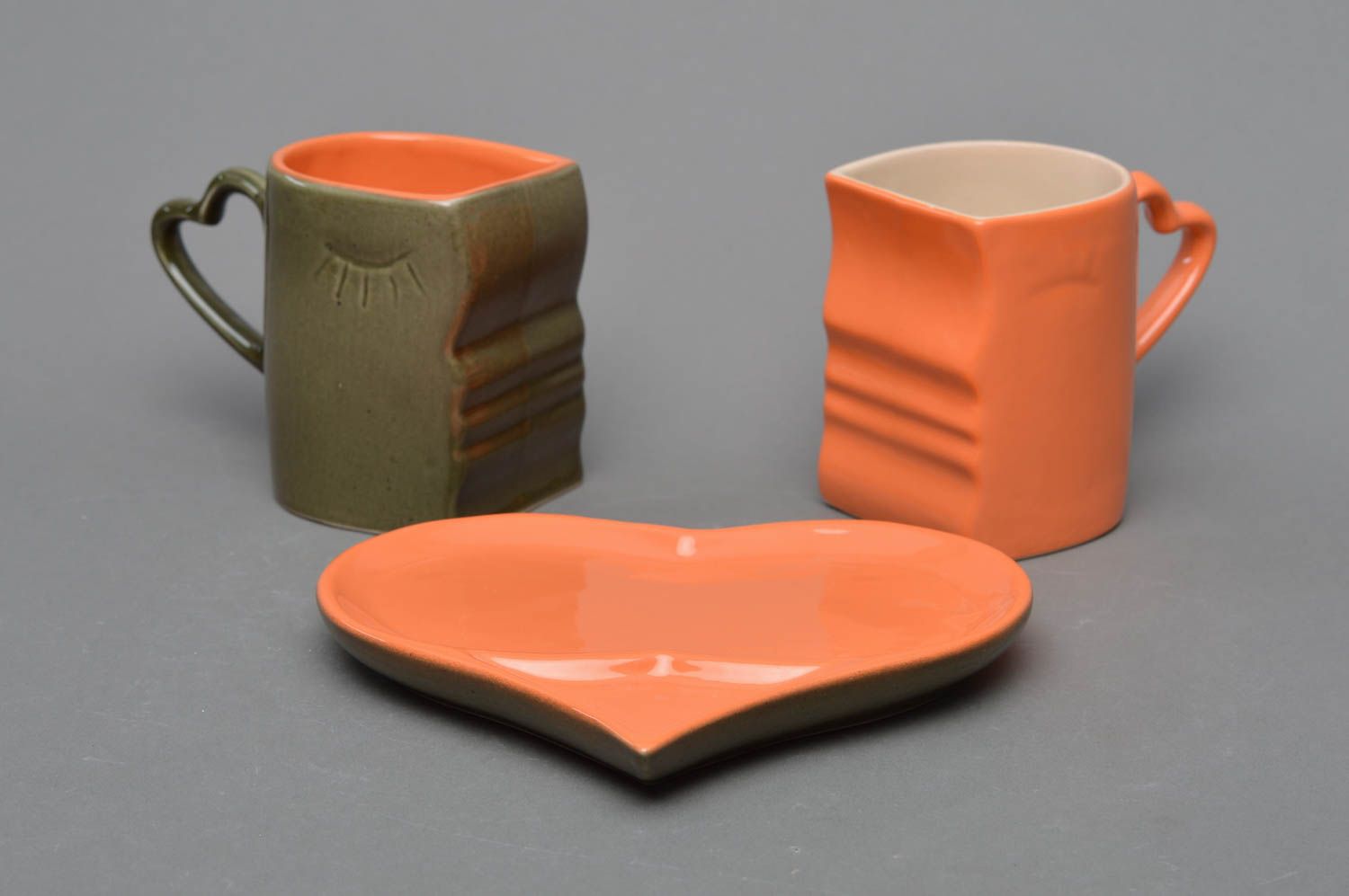 Porcelain mugs and heart-shaped saucer for couple handmade ceramic tableware photo 1