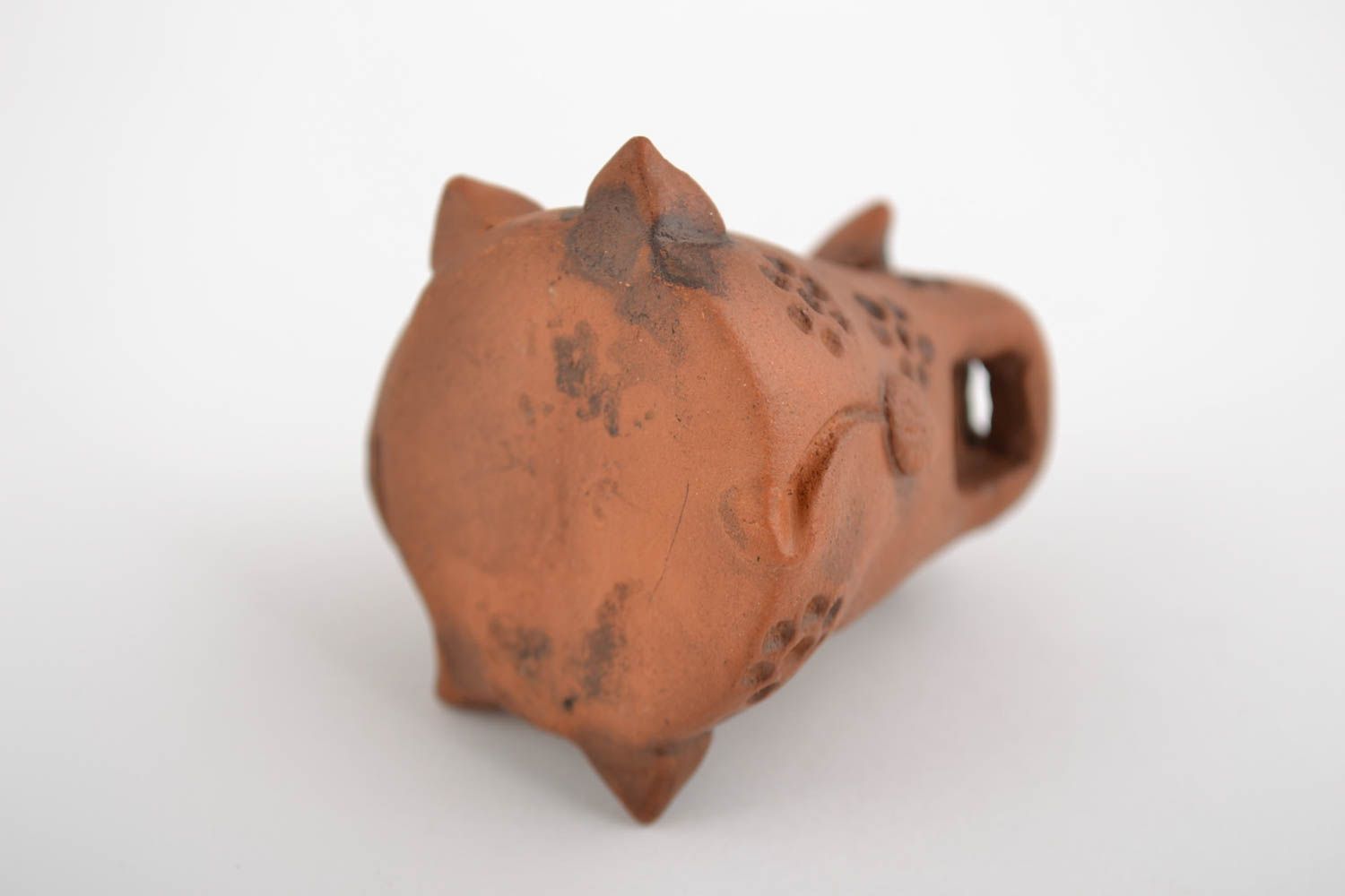 Свисток из глины в виде фигурки быка коричневый маленький забавный ручная работа фото 4