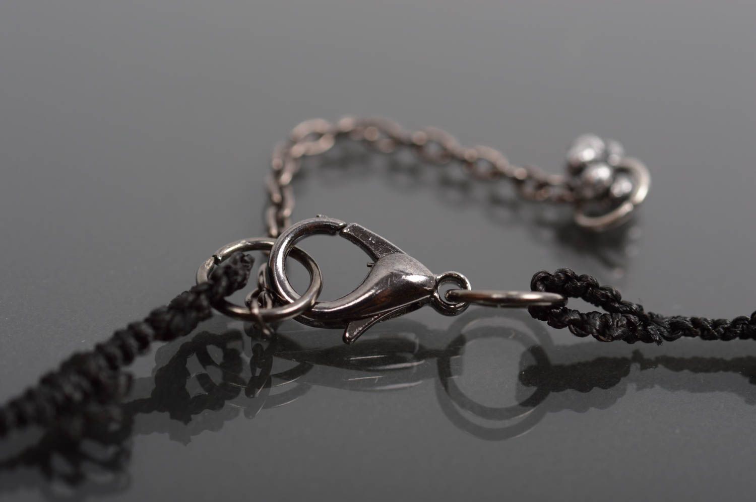 Ожерелье из ниток украшения ручной работы вязаные серьги набор аксессуаров фото 3