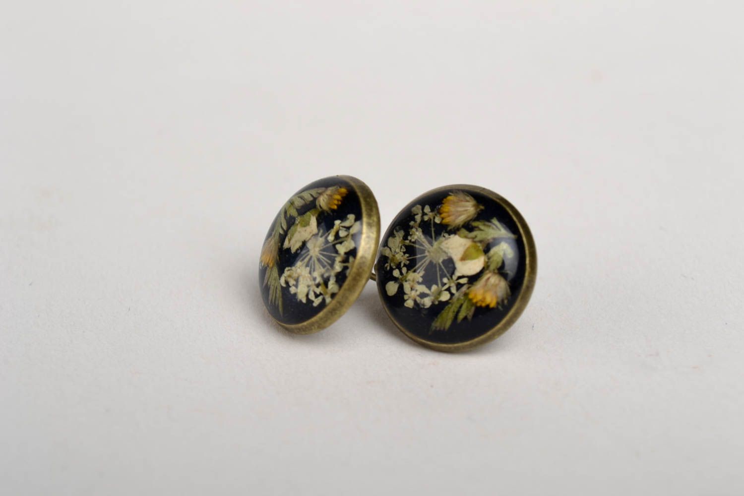Handmade designer earrings unusual flower earrings epoxy resin jewelry photo 2