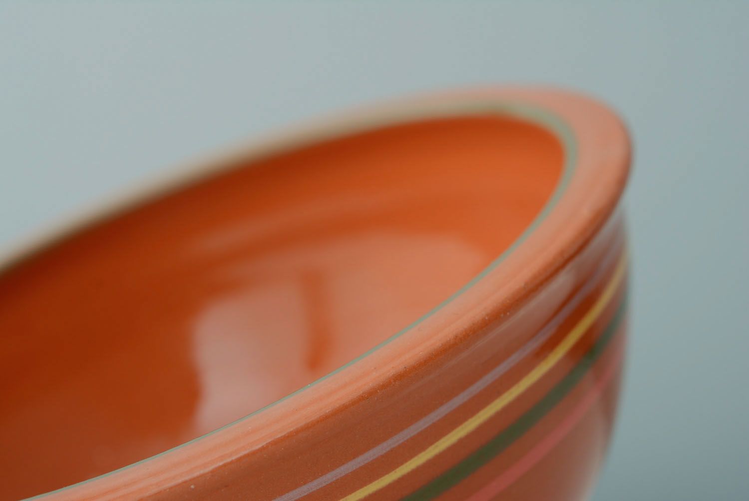 Deep ceramic dish photo 5