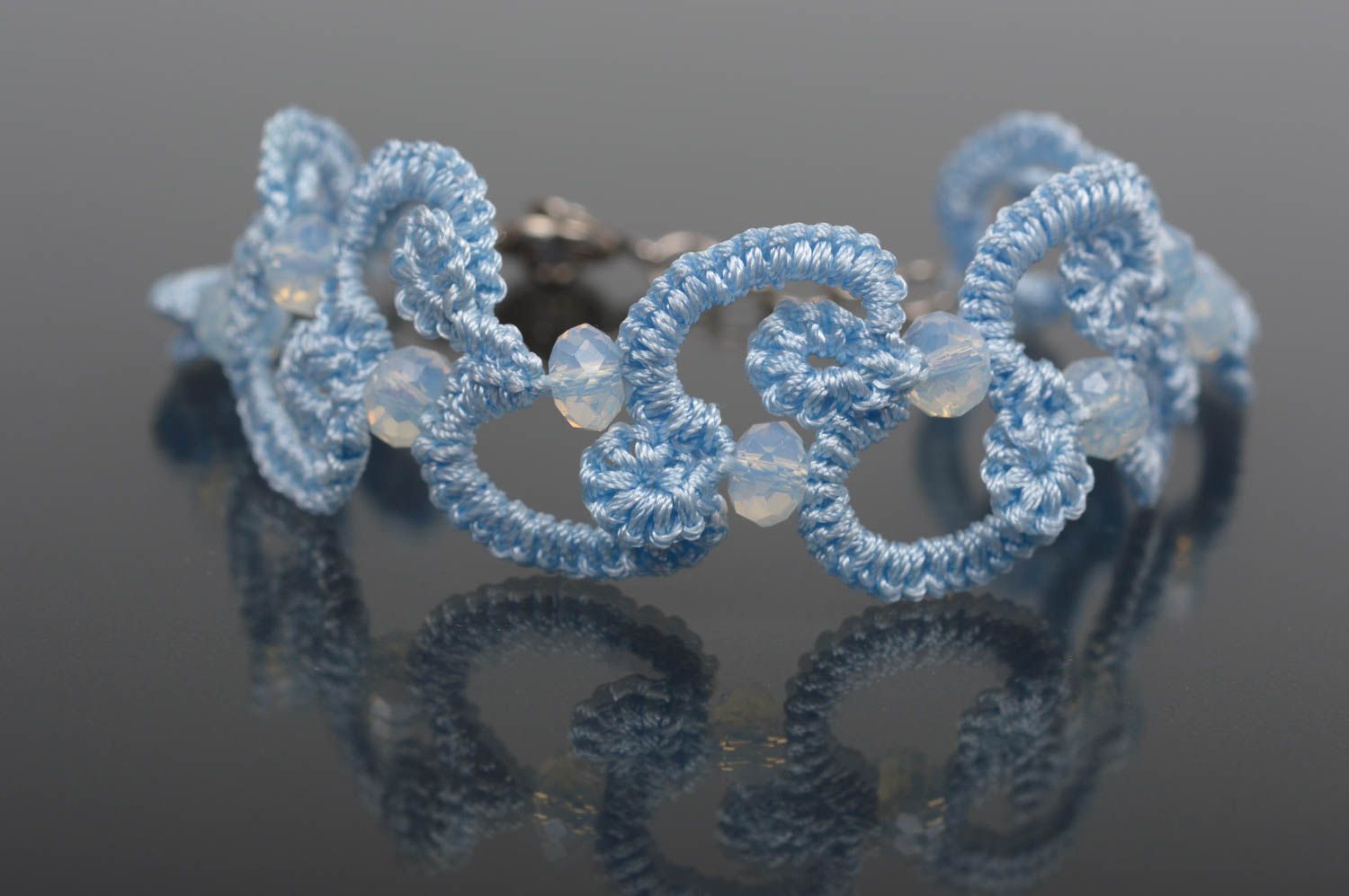 Bracelet bleu Bijou fait main fils de soie au crochet avec cristal Cadeau femme photo 1
