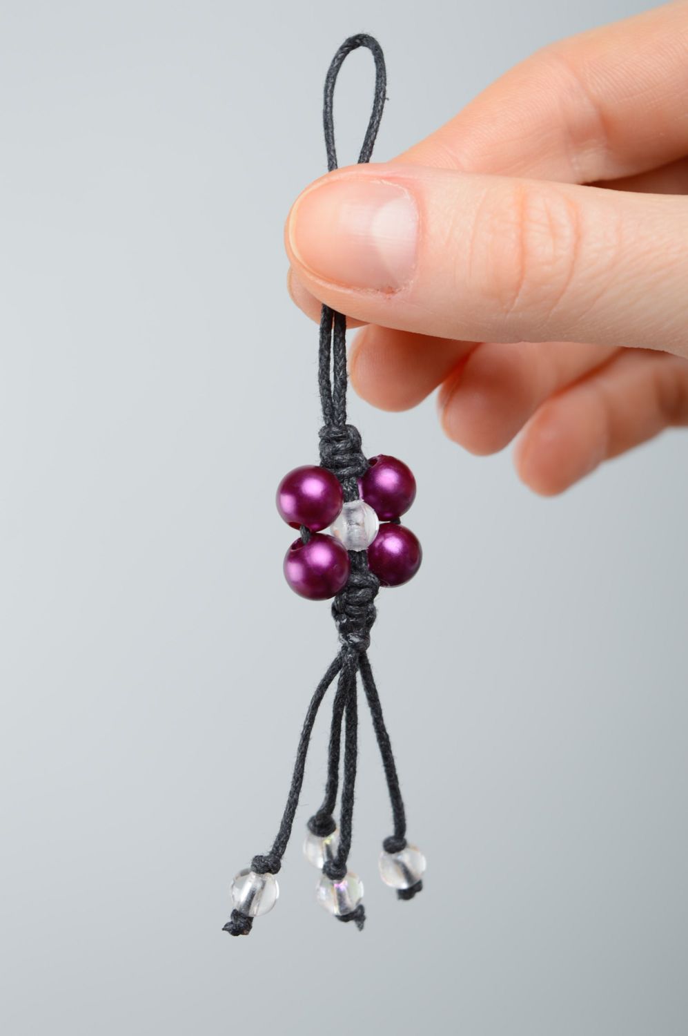 Porte-clefs en macramé tressé original décoré de perles en verre fait main photo 4