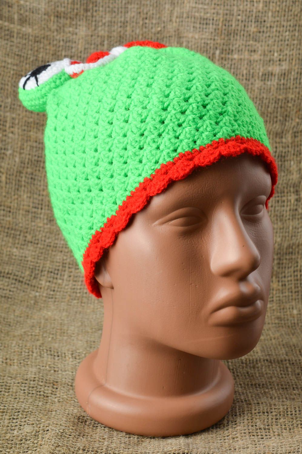 Bonnet tricot fait main Chapeau au crochet grenouille Vêtement enfant design photo 1
