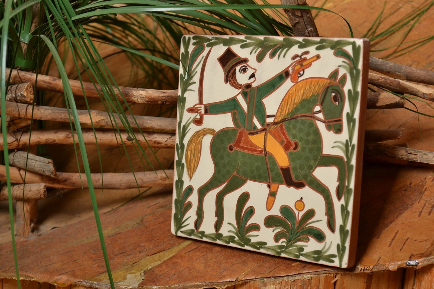 Handmade Keramik Wandplatte aus Ton dekorativ mit Bemalung schön quadratisch foto 1