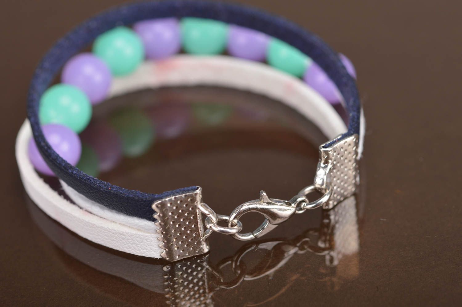 Handmade designer white and dark blue genuine leather bracelet with beads photo 4