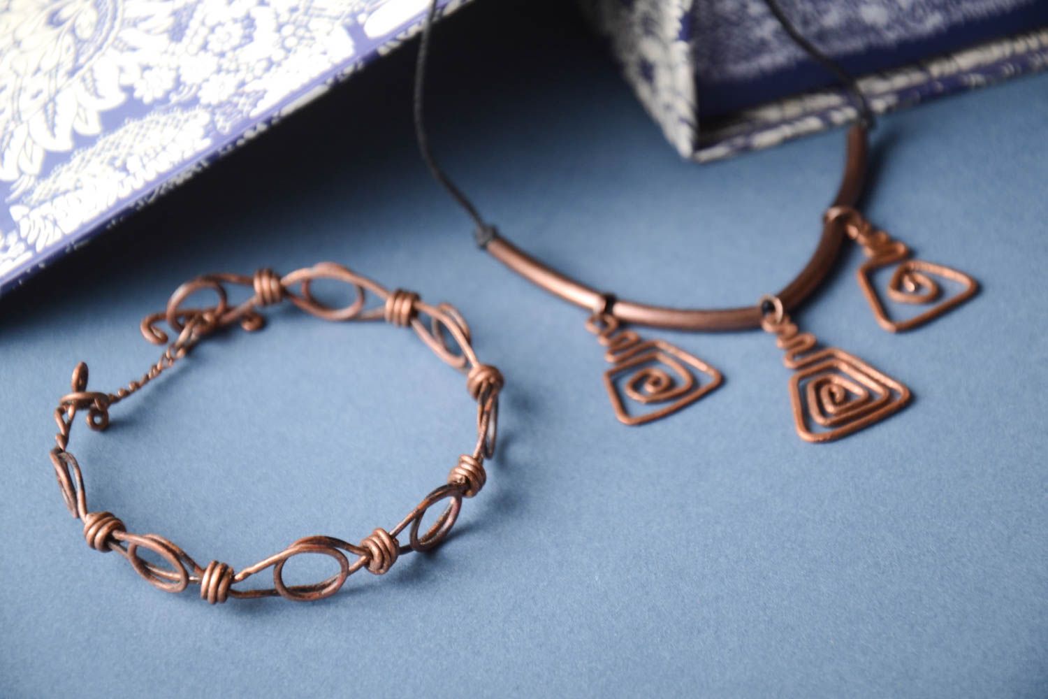 Handmade copper jewelry copper wire pendant copper bracelet copper jewelry photo 1