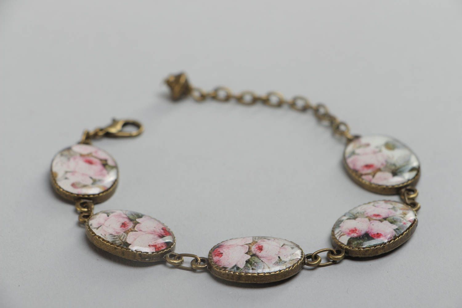 Handmade designer floral wrist bracelet with metal basis and glass glaze photo 3