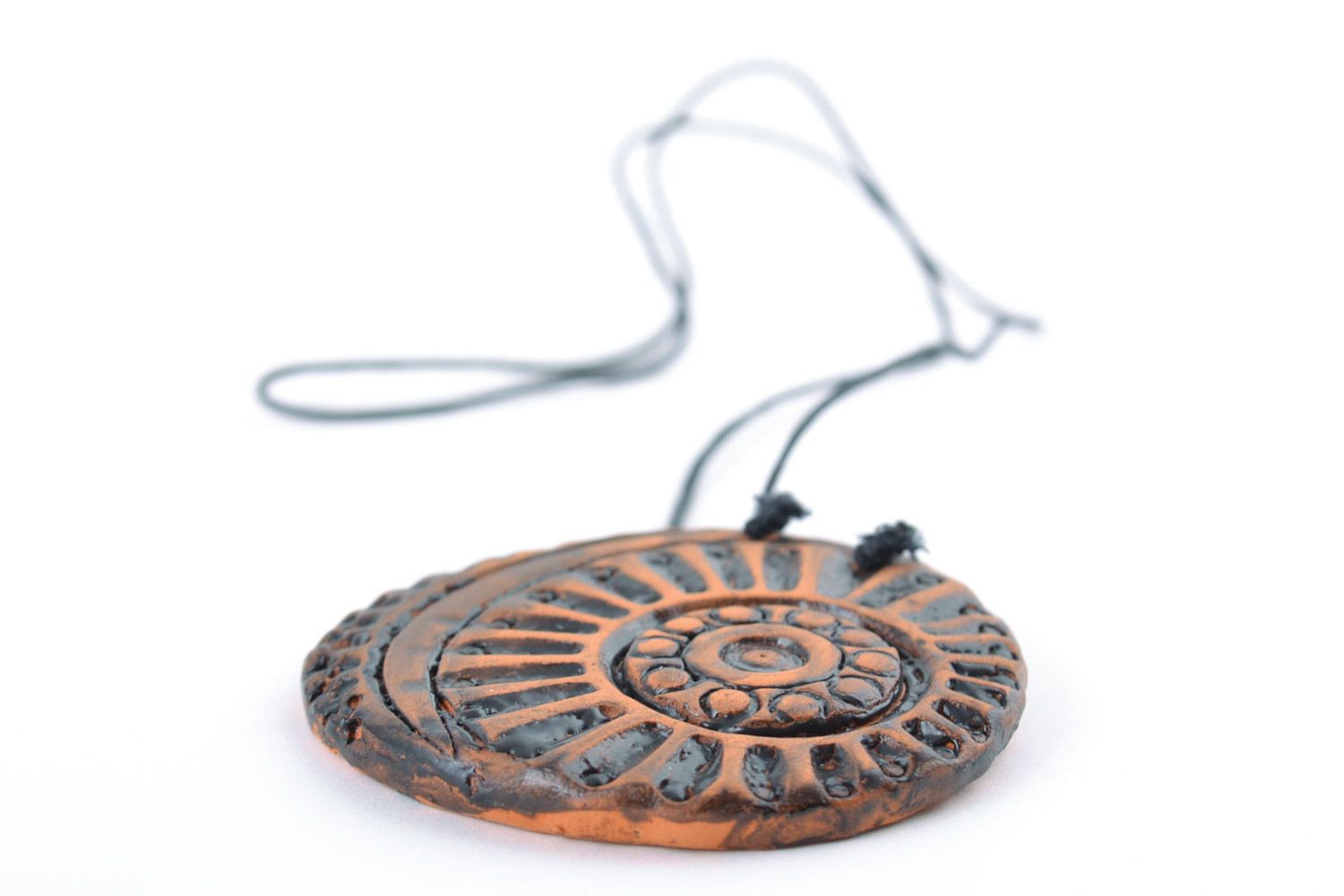 Handmade designer women's ethnic ceramic pendant of round shape on cord  photo 4