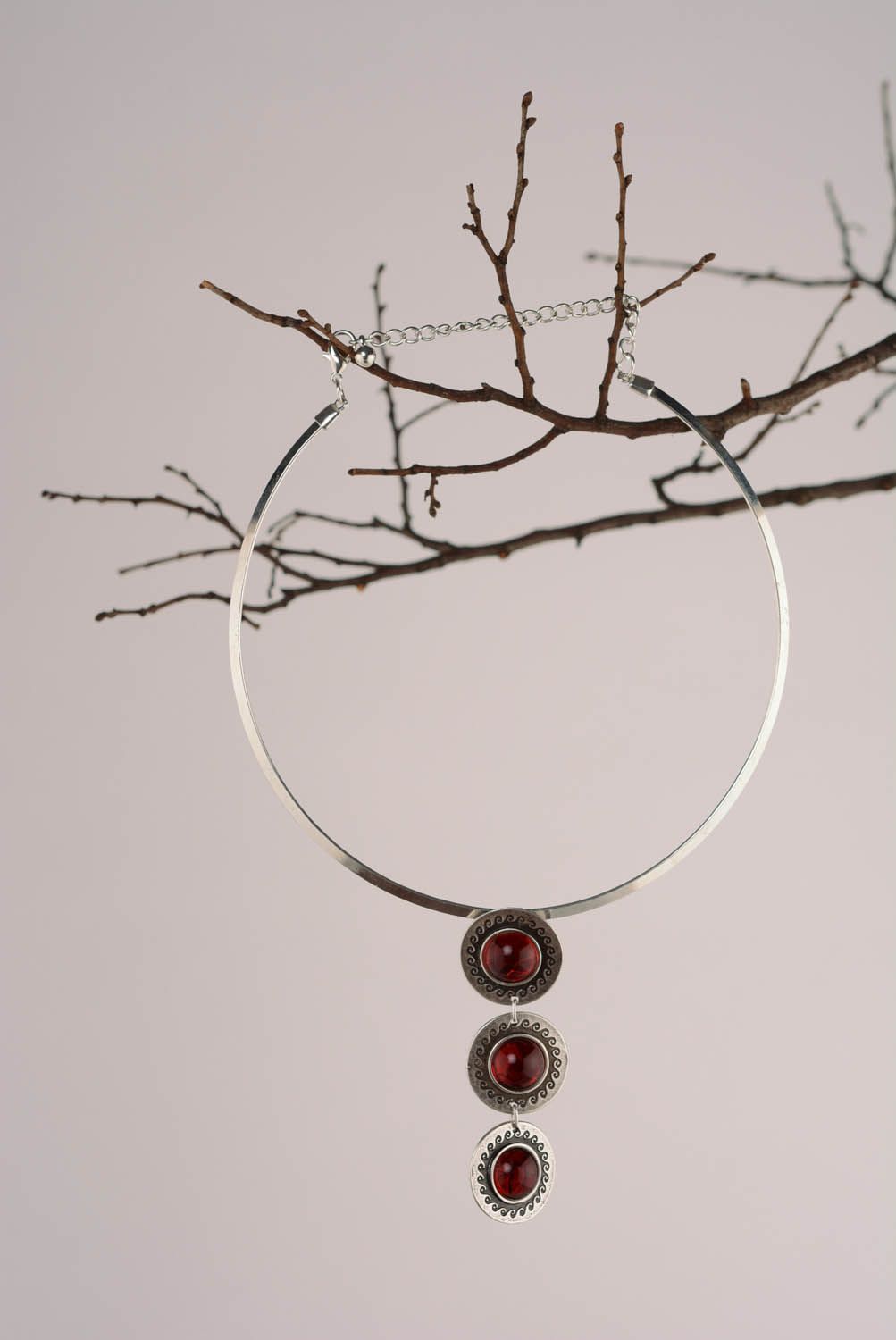 Necklace with red cabochon photo 2