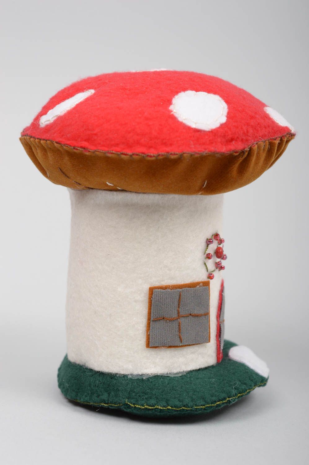 Peluche champignon Jouet fait main mou Cadeau original pour enfants et décor photo 2