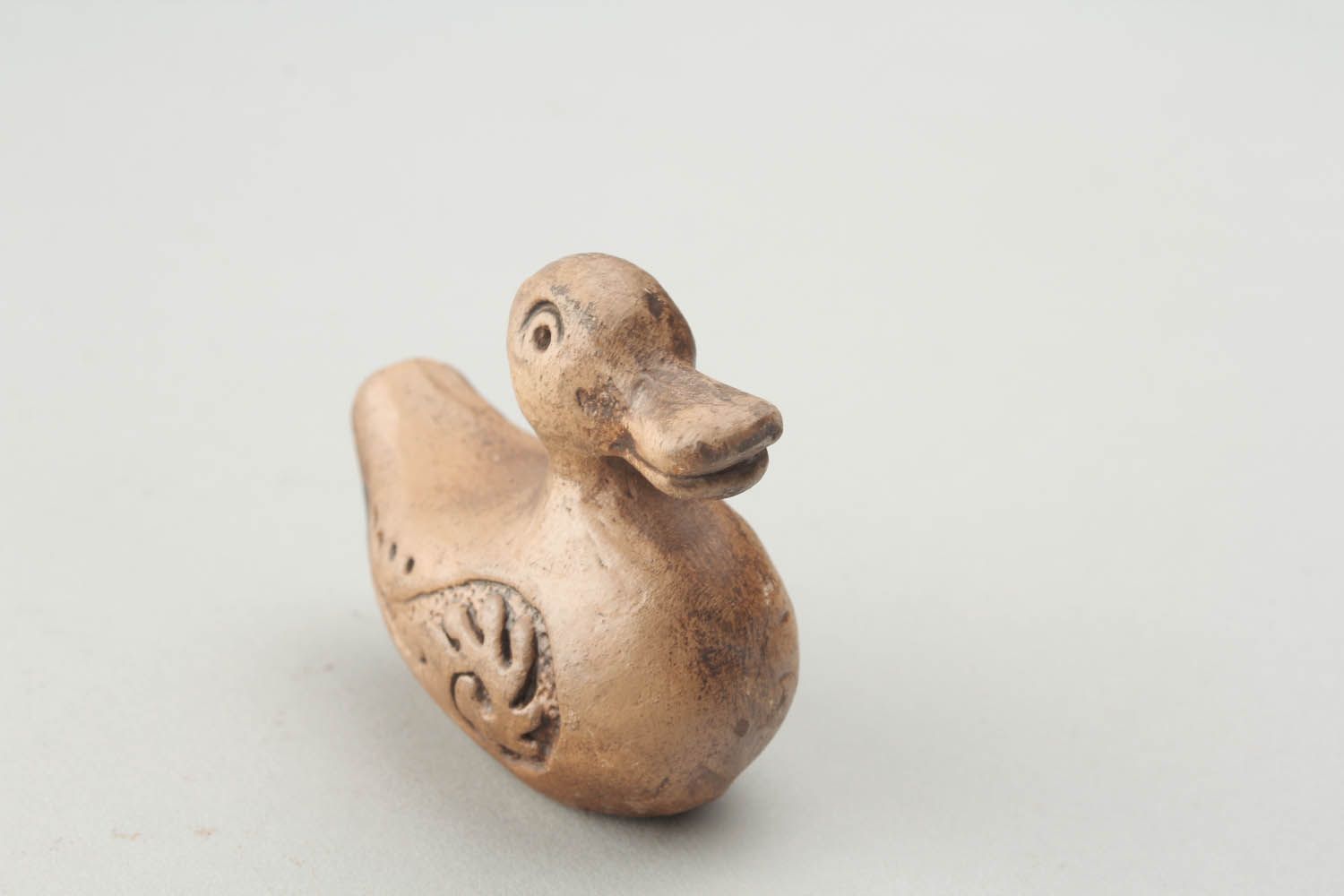 Ceramic whistle in the shape of a duck photo 3
