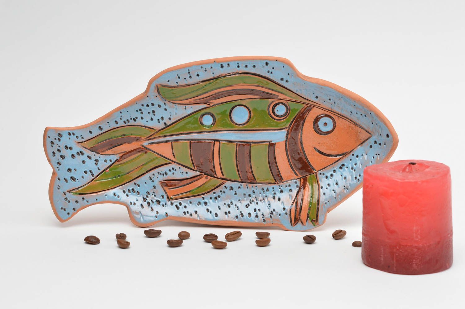 Interessanter dekorativer Teller aus Ton Fisch mit Bemalung Künstler Handarbeit foto 1