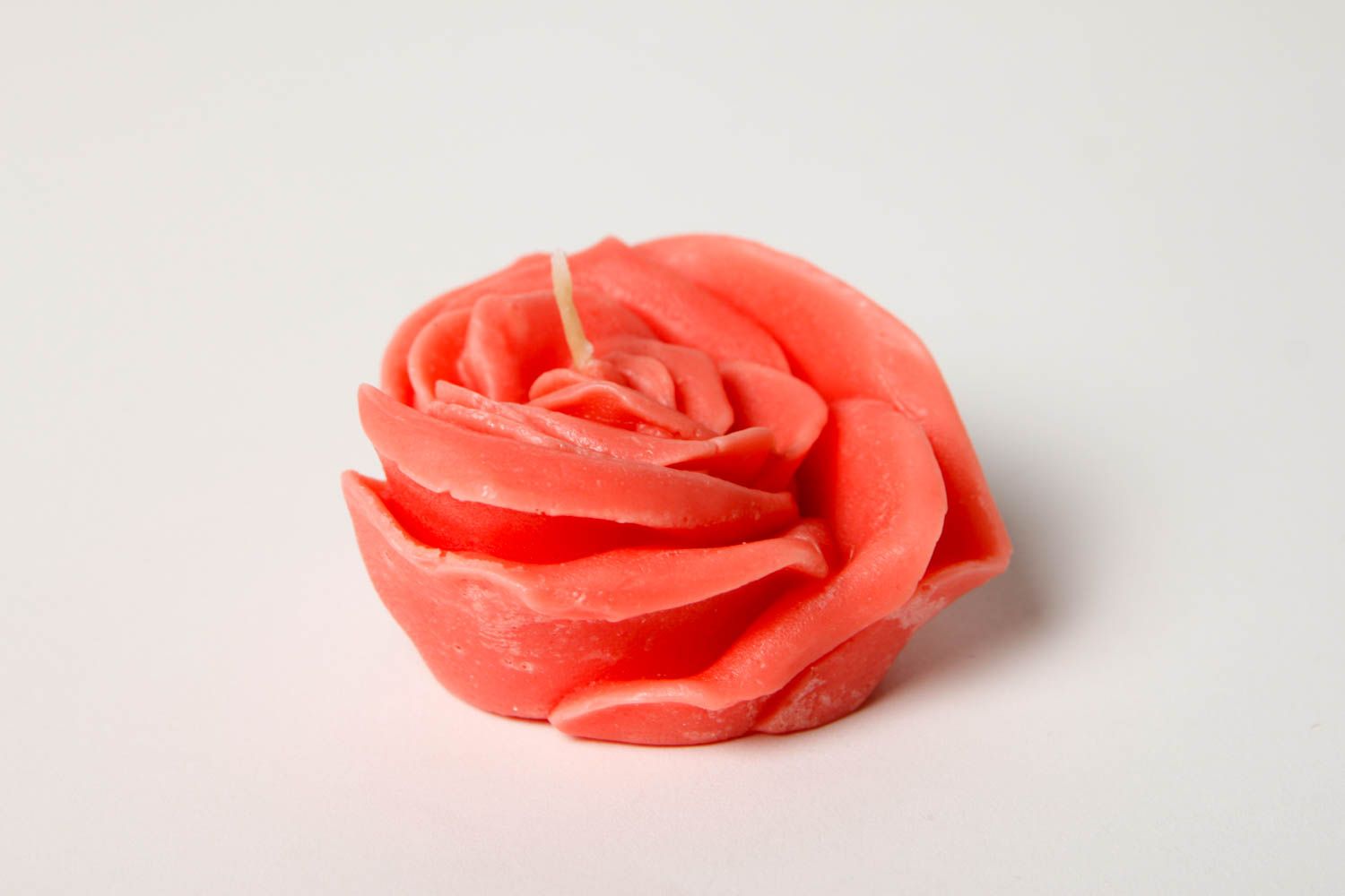 Парафиновая свеча красная роза свеча ручной работы красивая свеча в форме сердца фото 3