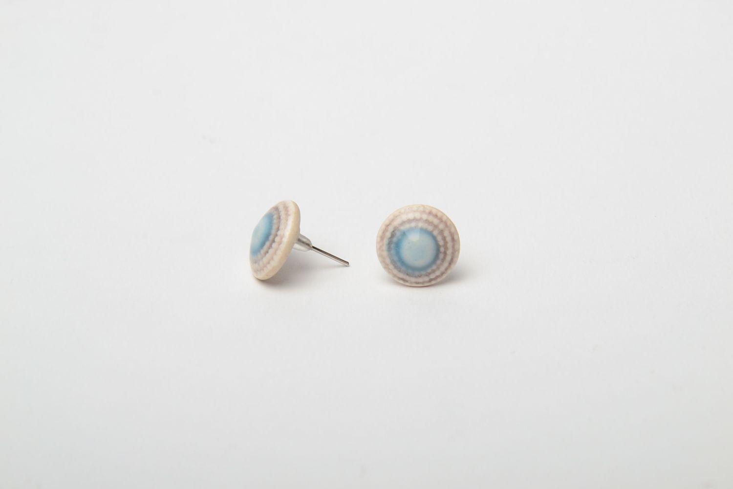 Small tender round ceramic earrings photo 4