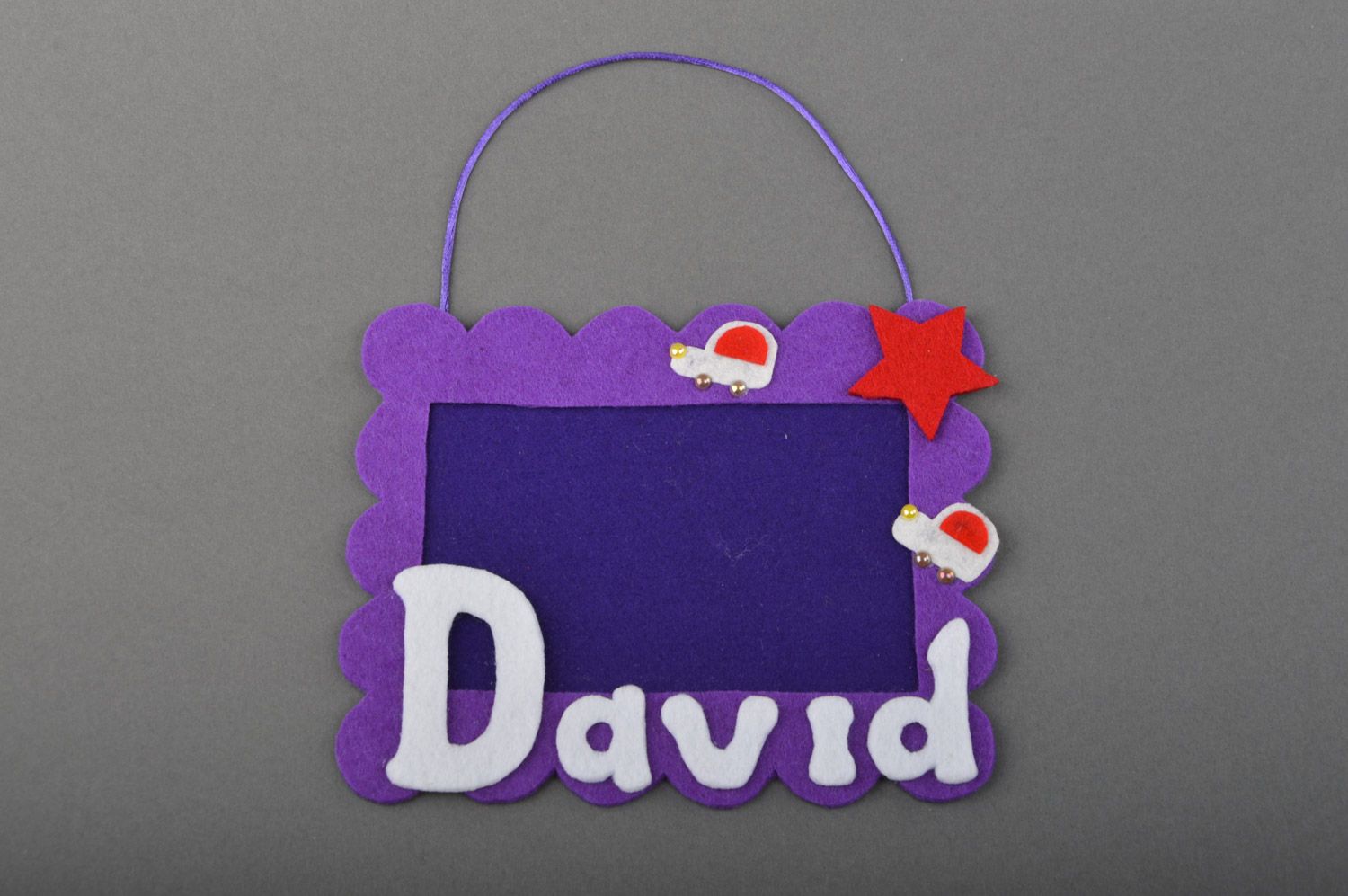 Weicher handmade Fotorahmen aus Filz mit Namen David mit Applikation in Form von Sternen für Kinder foto 1