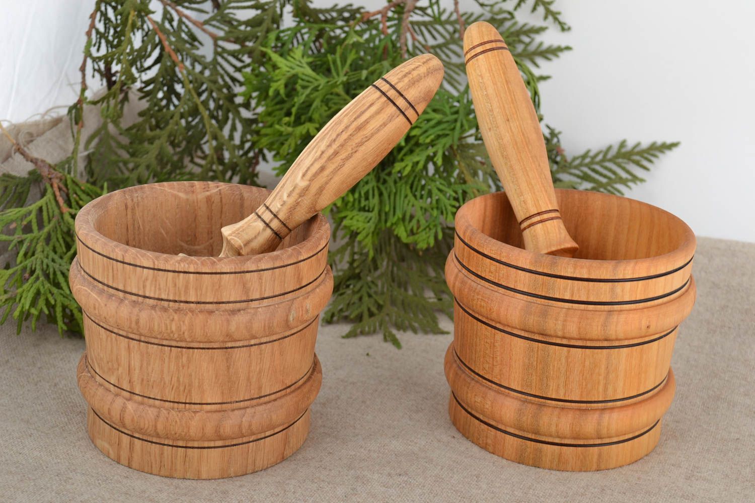 Morteros de madera de cerezo y roble con pistilo artesanales 2 piezas para 200 ml  foto 1
