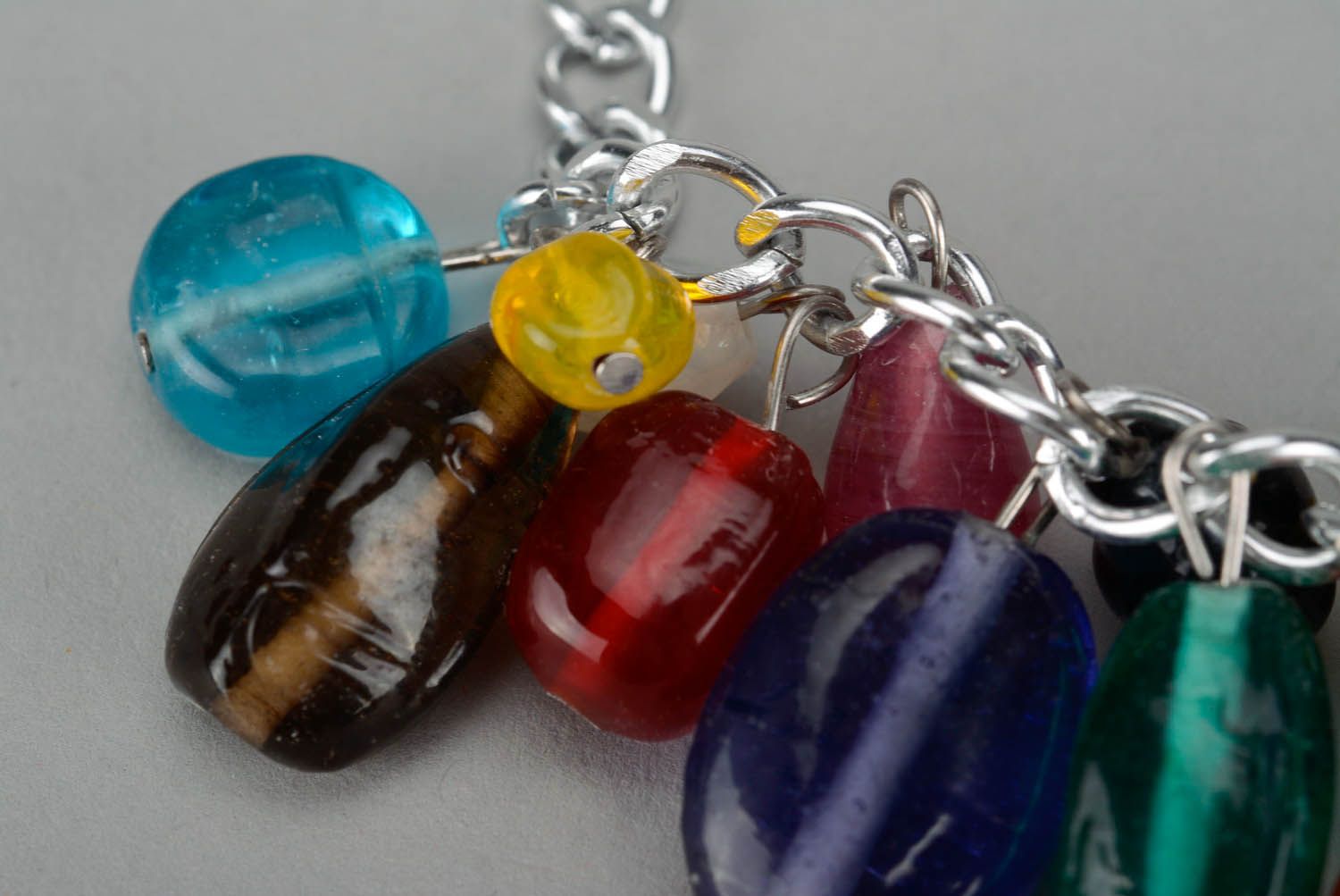 Jewelry set made of colorful stones photo 2