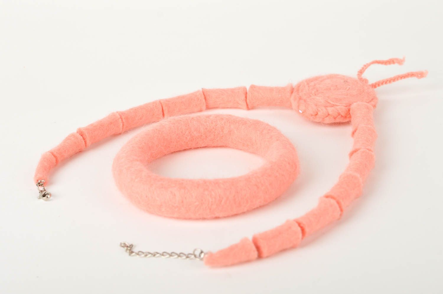 Bijoux fait main Bracelet jonc Collier en laine naturelle rose design fantaisie photo 3
