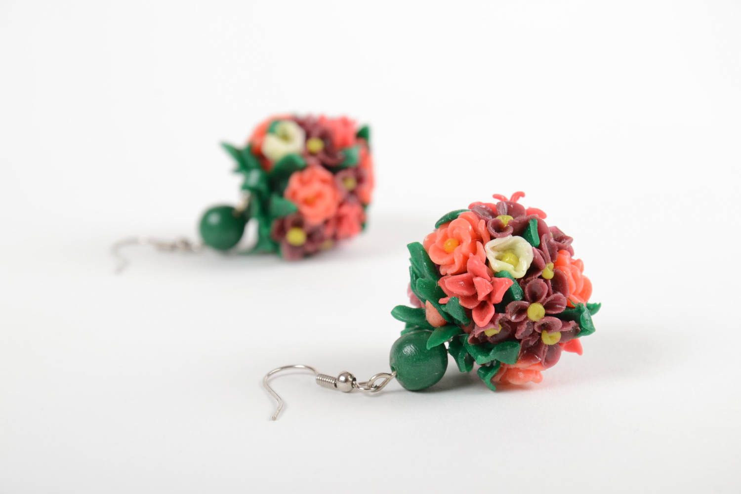 Серьги цветочные шары из полимерной глины ручной работы нарядные для девушки фото 5