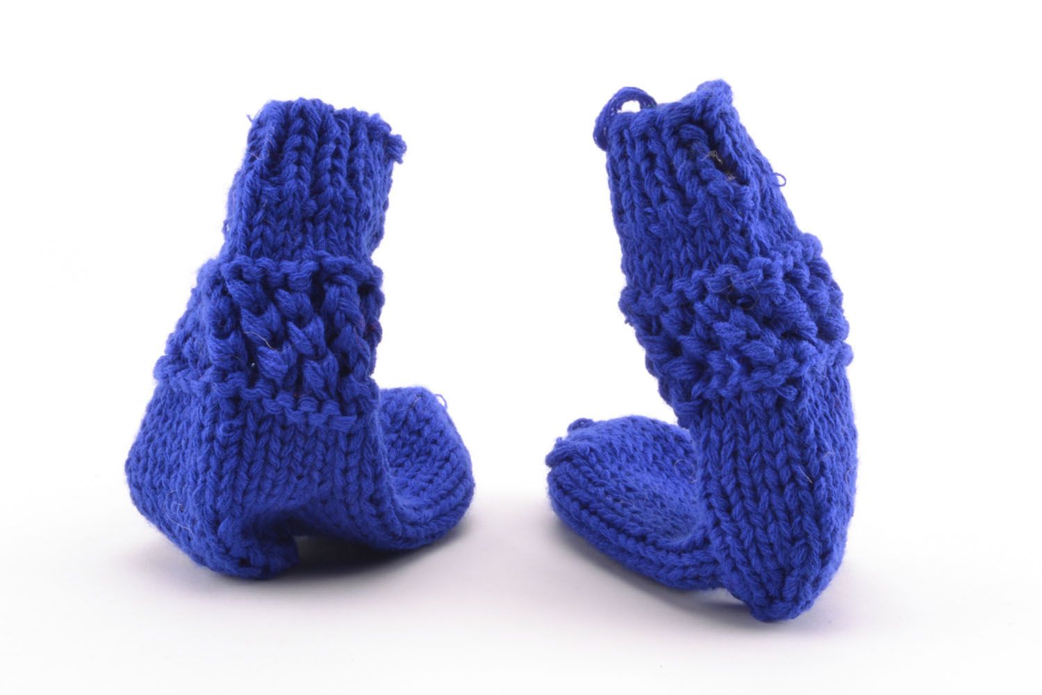 Blaue selbstgestrickte Socken foto 5