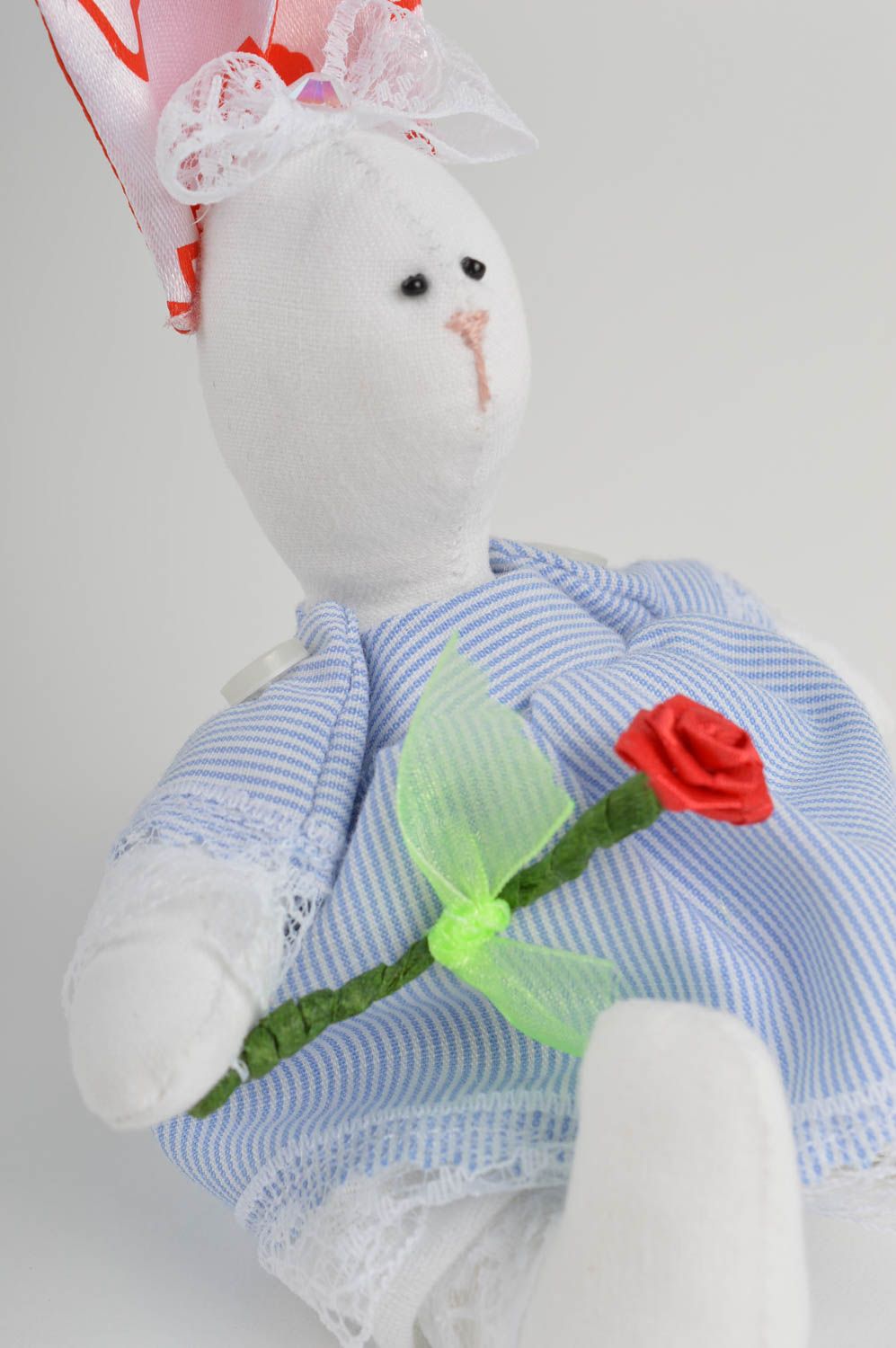 Juguete artesanal muñeco de peluche cosido de algodón regalo original para niño foto 4