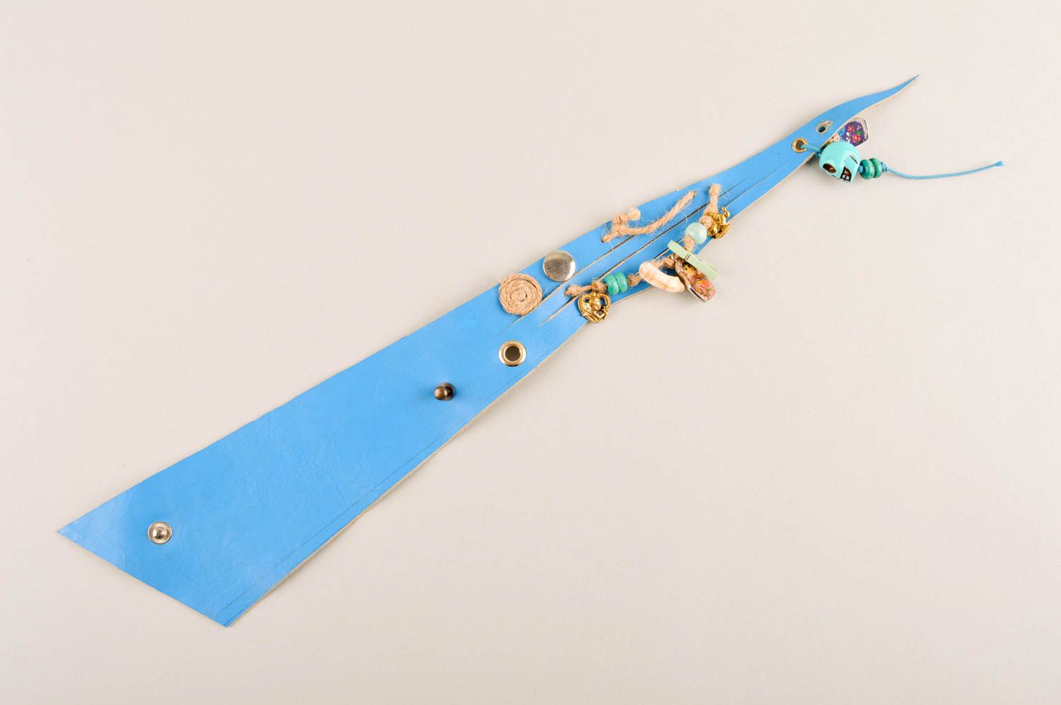 Bracelet manchette Bracelet bleu fait main Bijoux cuir Accessoires femme photo 3