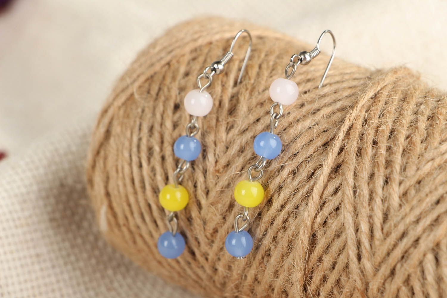 Long earrings with beads photo 3