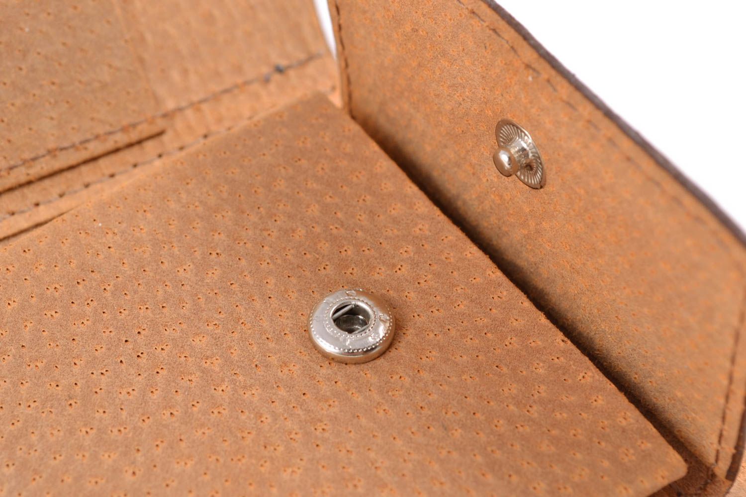 Коричневый кожаный кошелек аксессуары для мужчин фото 4