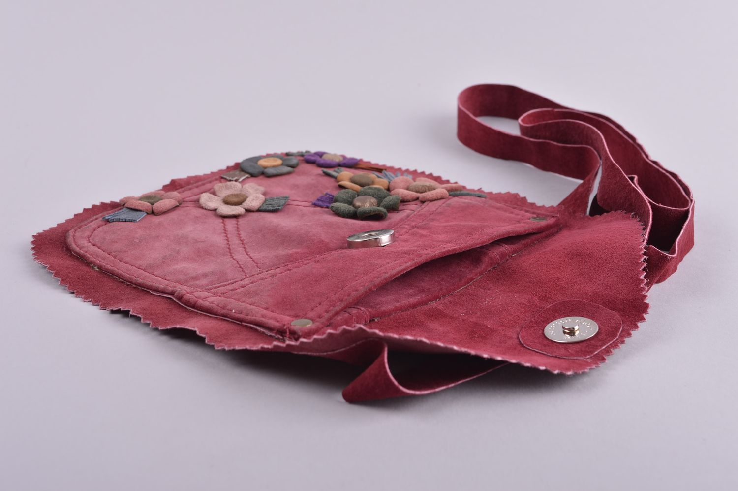 Сумка ручной работы сумка через плечо красивая кожаная сумка бордовая с цветами фото 5
