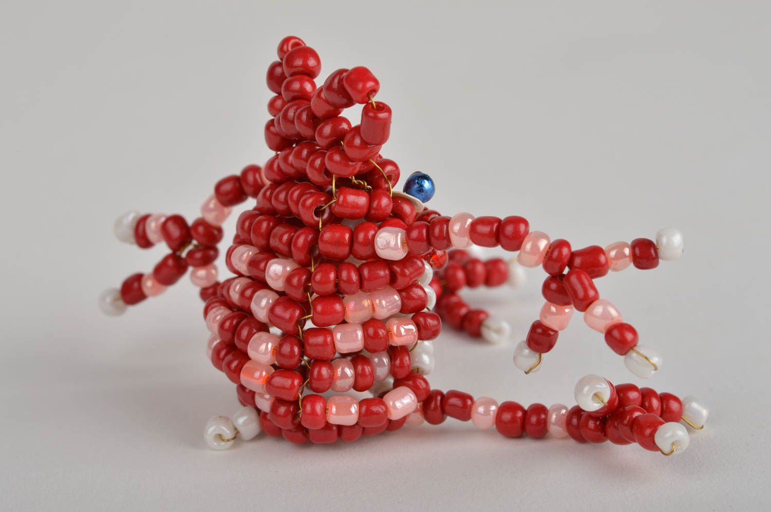 Handmade designer small bead woven animal finger puppet red frog for children photo 4