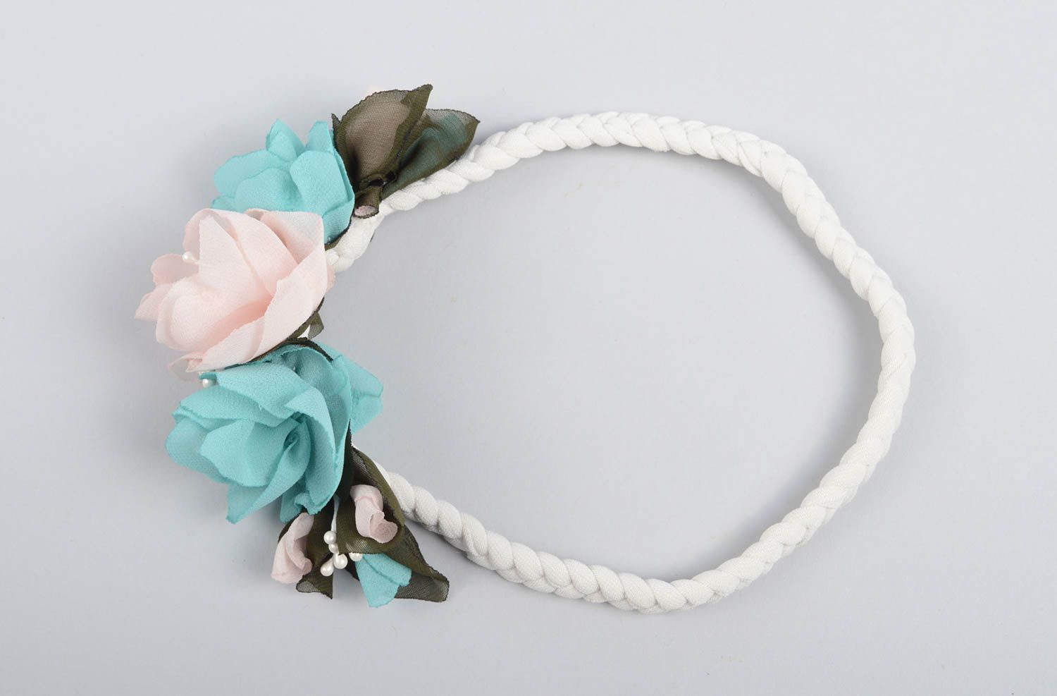 Beautiful handmade headband gentle flowers in hair small gifts hair style ideas photo 4