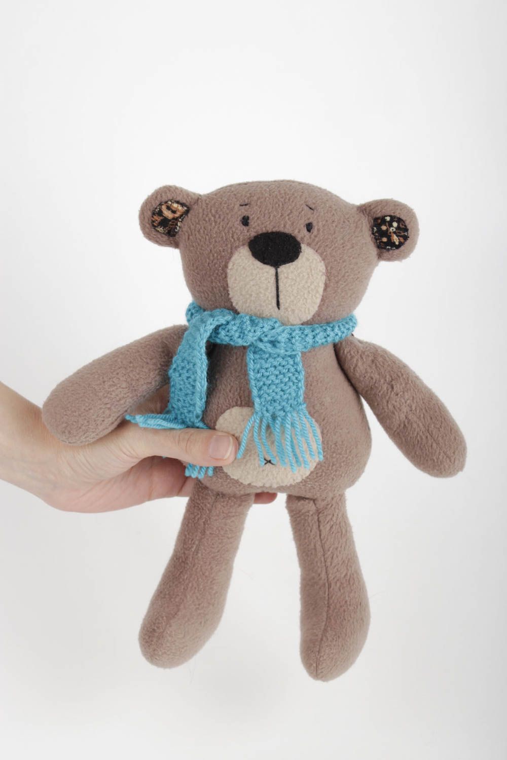 Игрушка медведь с шарфиком игрушка ручной работы оригинальная игрушка из флиса фото 2