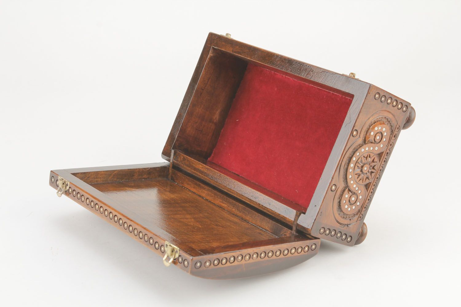 Wooden jewelry box with beads inlaid photo 2