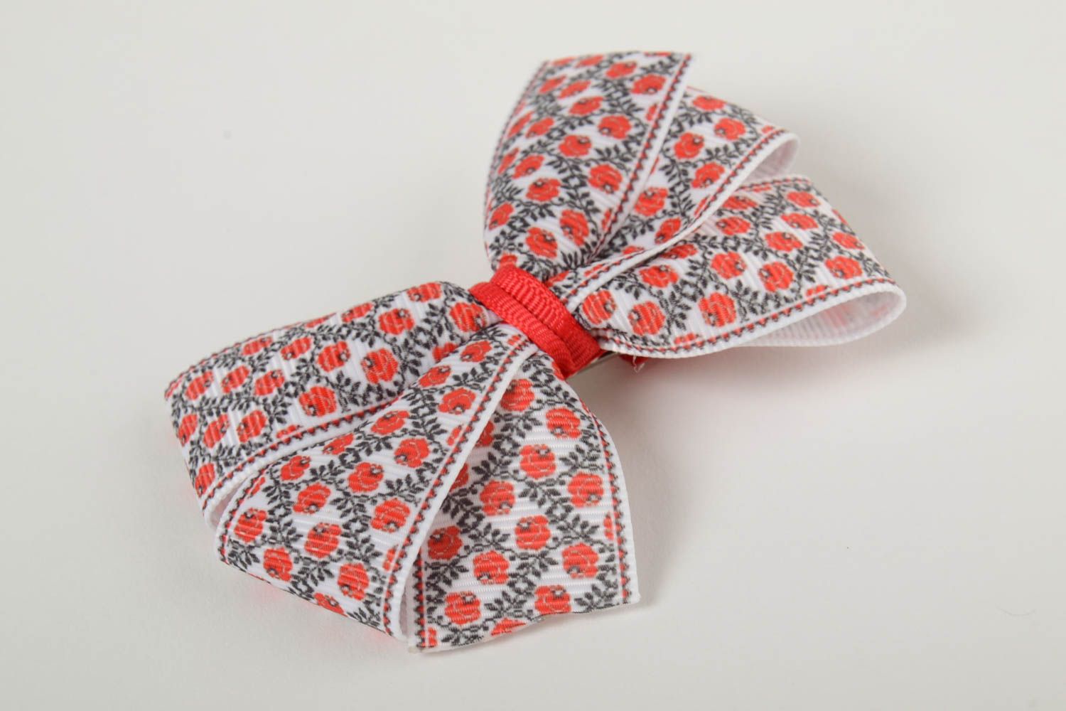 Hairpin made of rep ribbon Bow children's handmade barrette with flowers photo 2