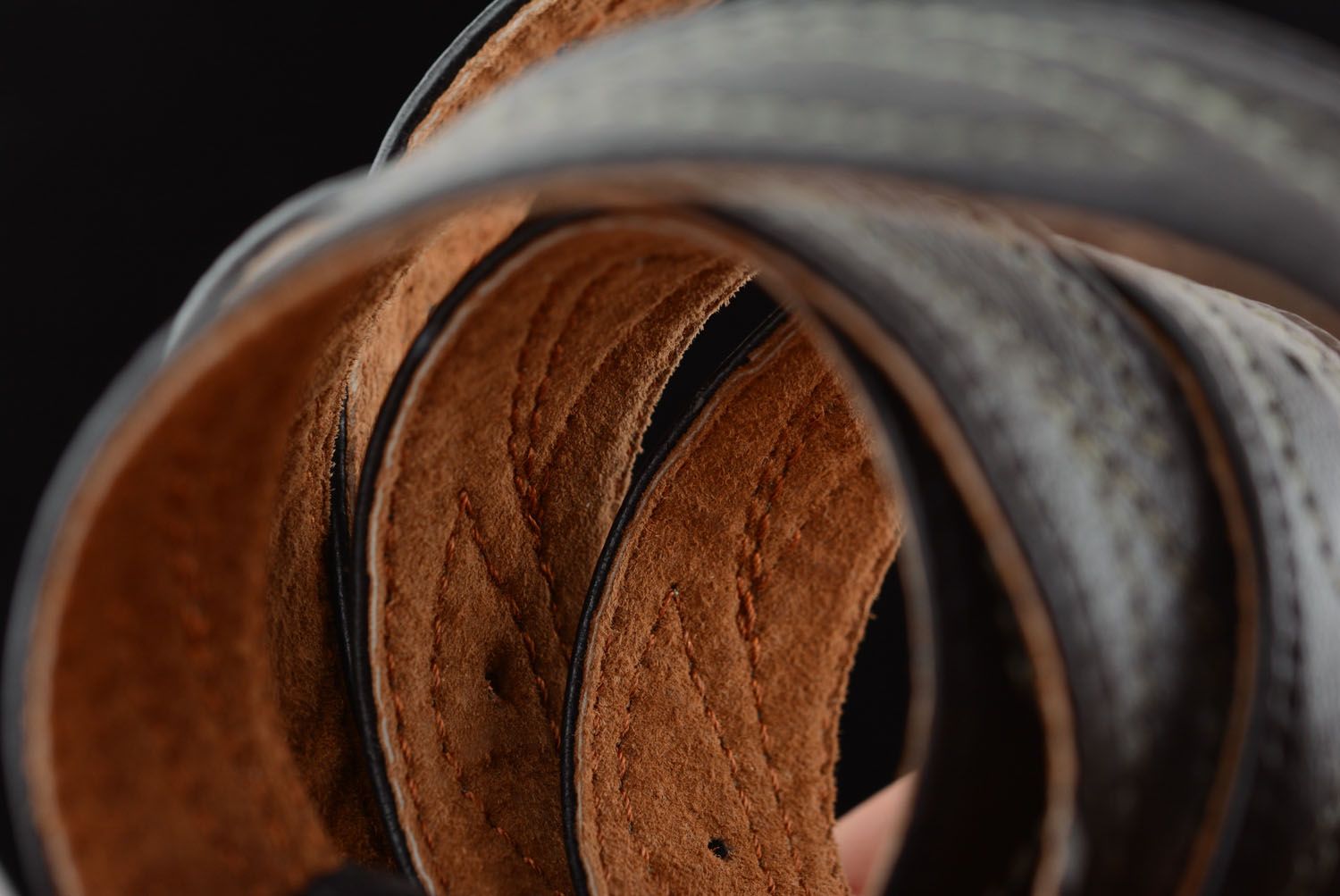 Black leather belt photo 3