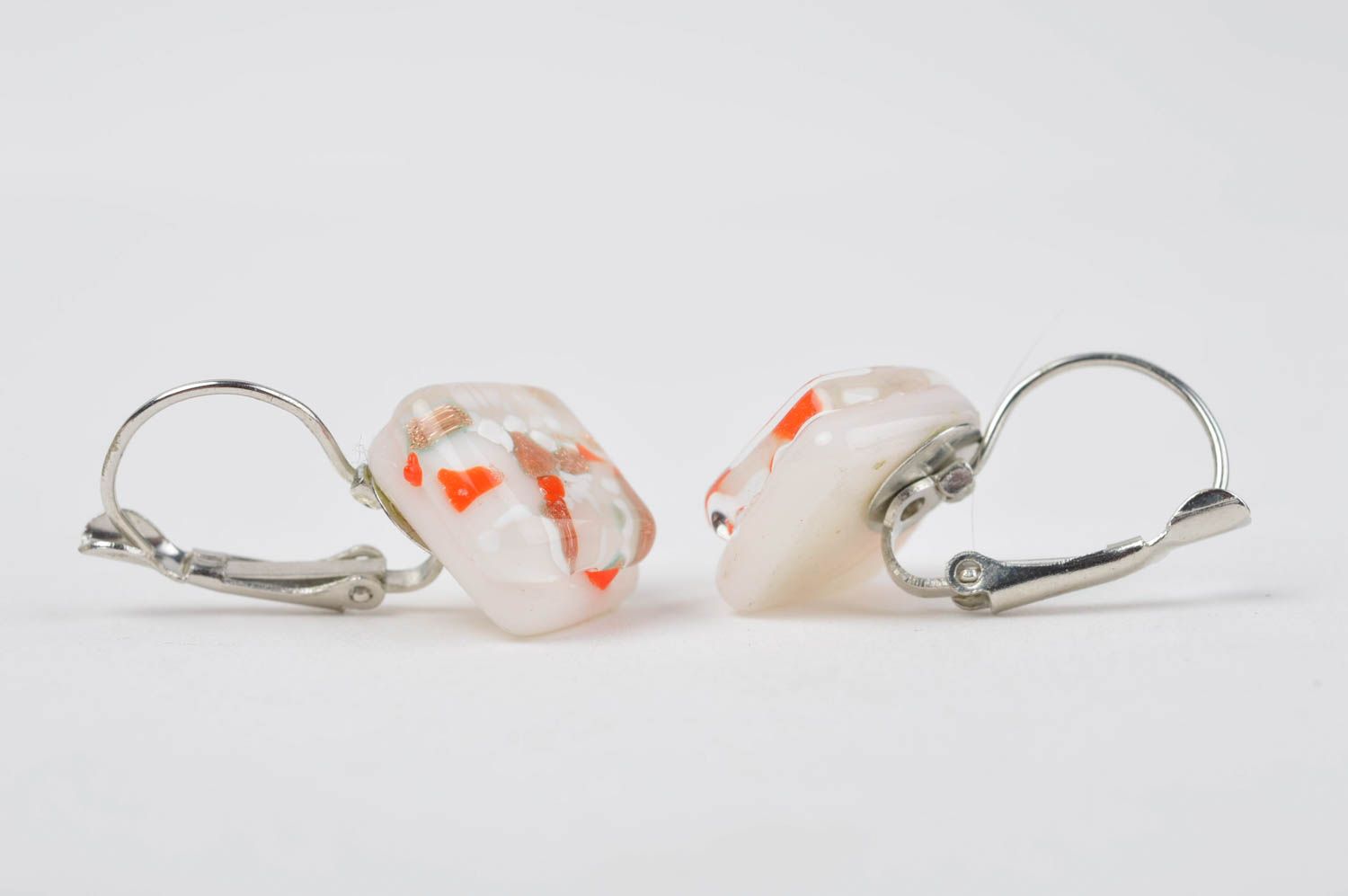 Stylish handmade glass earrings homemade earrings design fashion trends photo 2