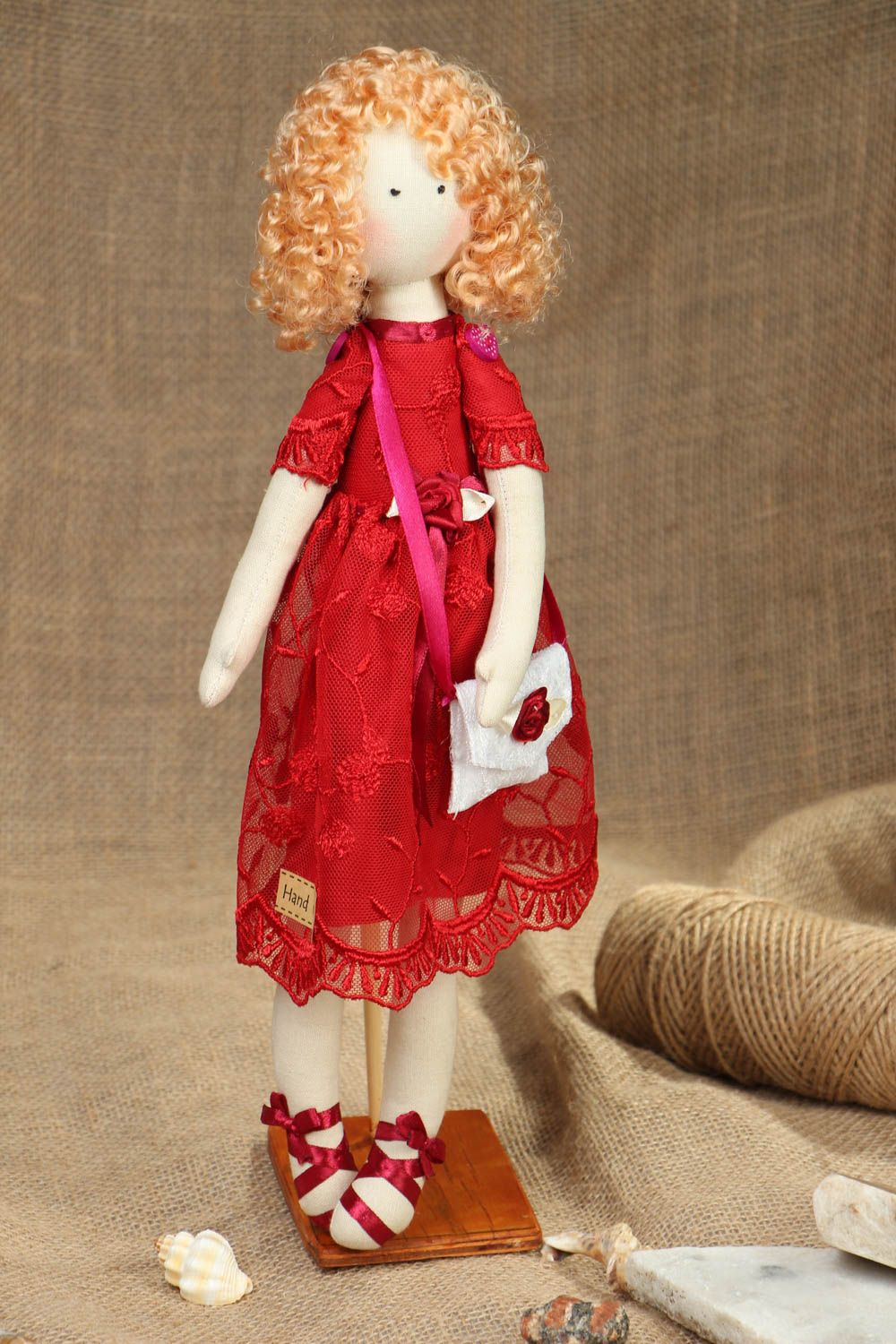 Handmade Puppe aus Textil foto 5