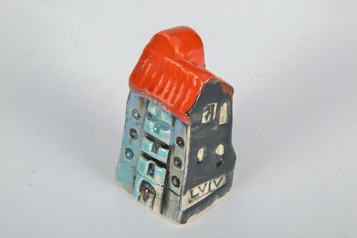 Maisonnette miniature céramique faite main en argile souvenir miniature Lviv photo 3