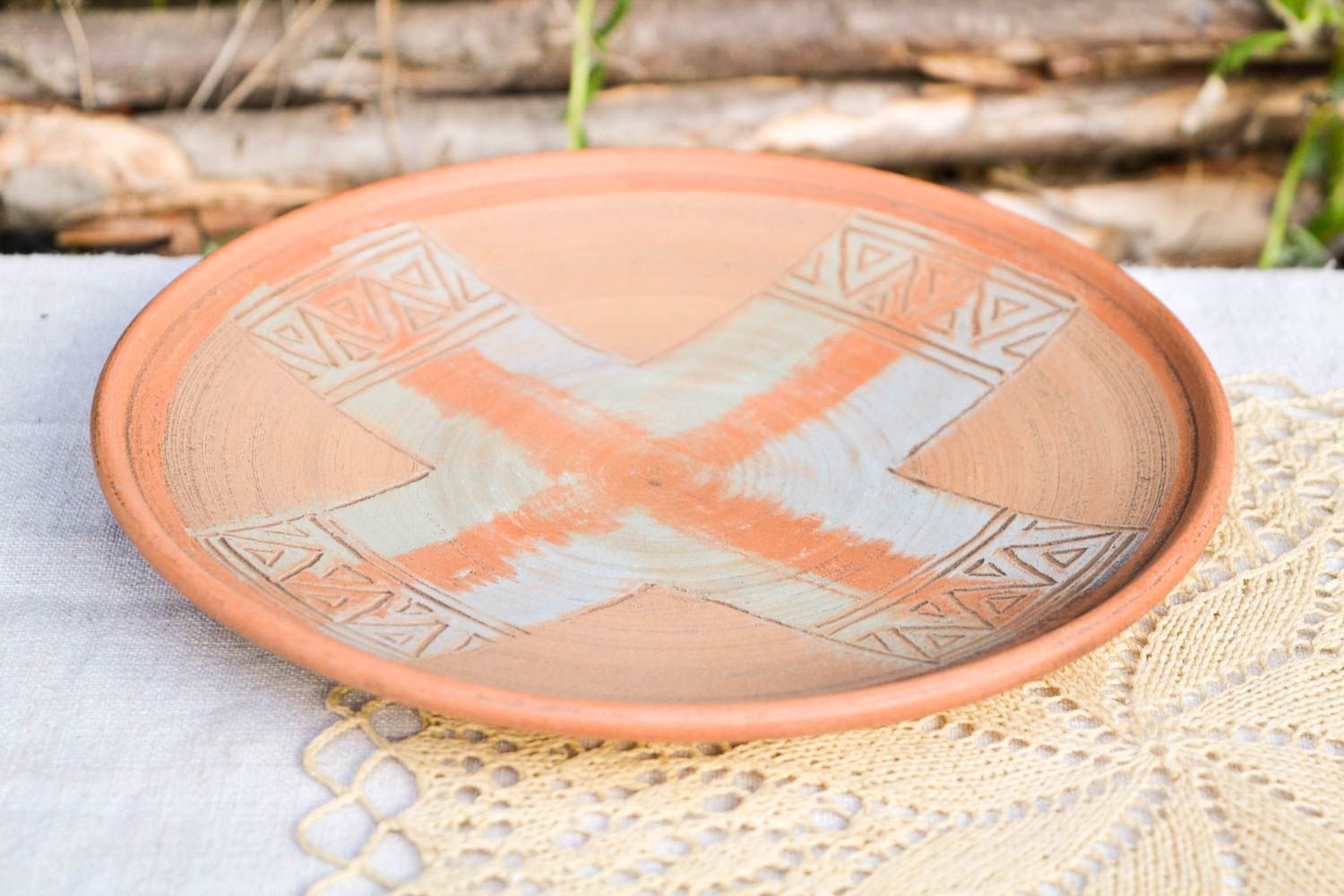 Керамическая тарелка ручной работы глиняная посуда расписная тарелка плоская фото 1