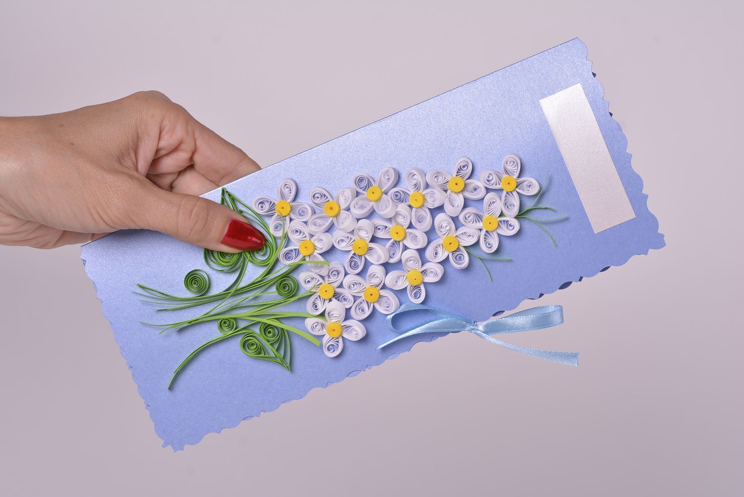 Carte de voeux insolite faite main bleue en carton avec fleurs Petit cadeau photo 1