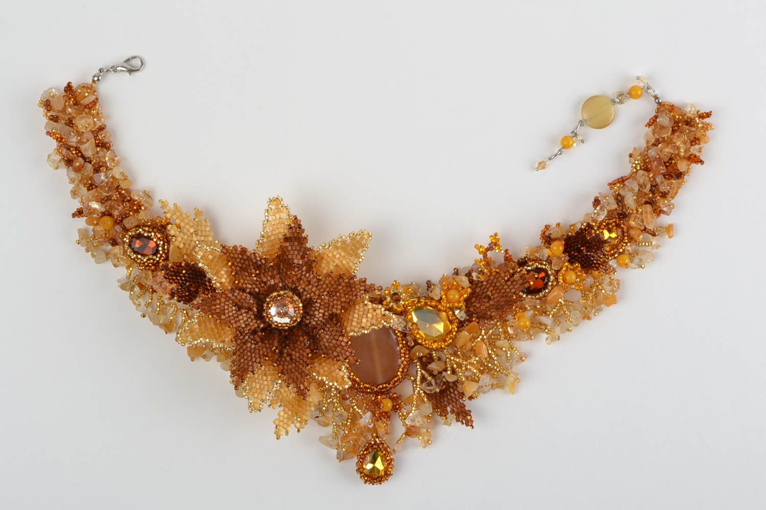Ожерелье из бисера и натурального камня с кабошоном ручной работы красивое фото 2