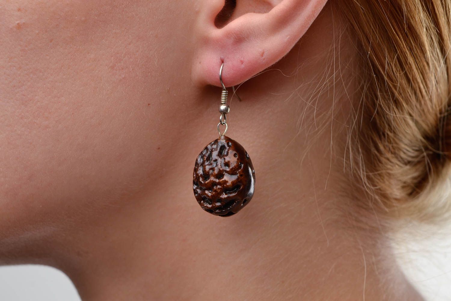 Boucles d'oreilles pendantes Bijou fait main noyaux d'abricot Cadeau pour femme photo 1