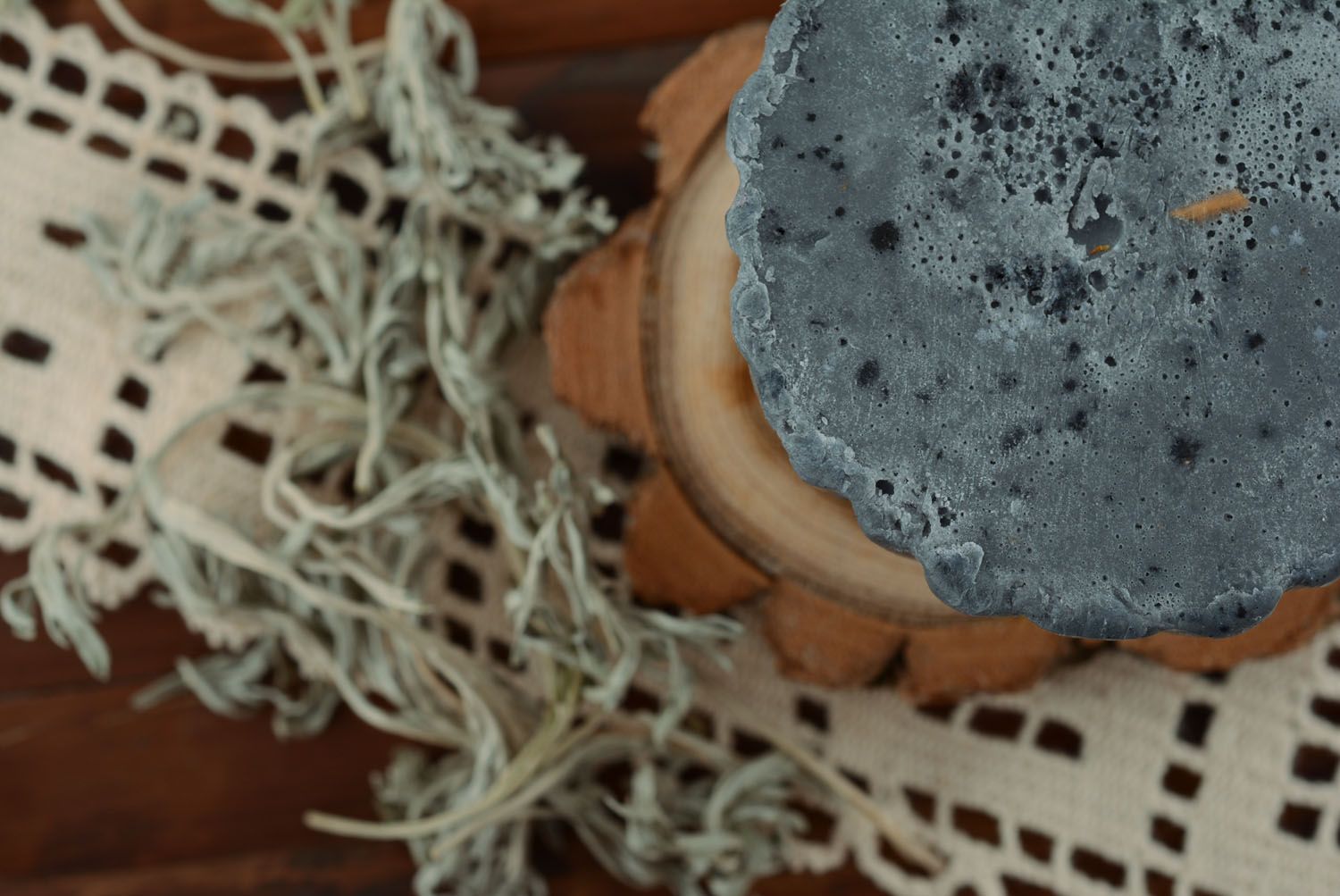 Savon naturel avec charbon activé fait main gris original cadeau agréable  photo 2