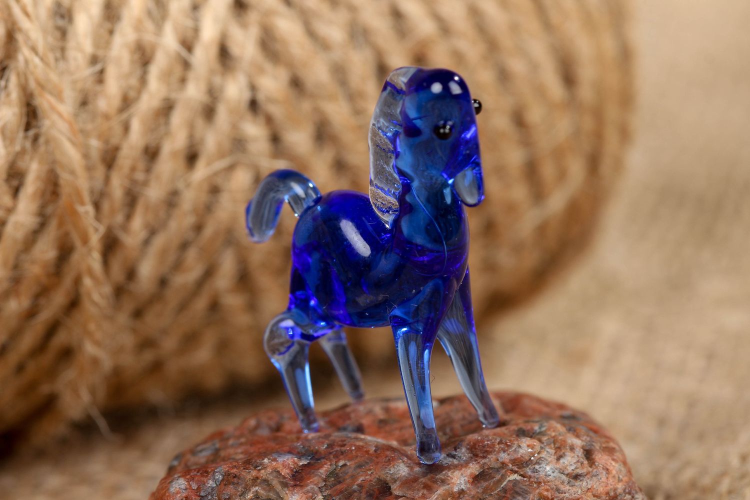 Figurine en verre au chalumeau Cheval bleu photo 4