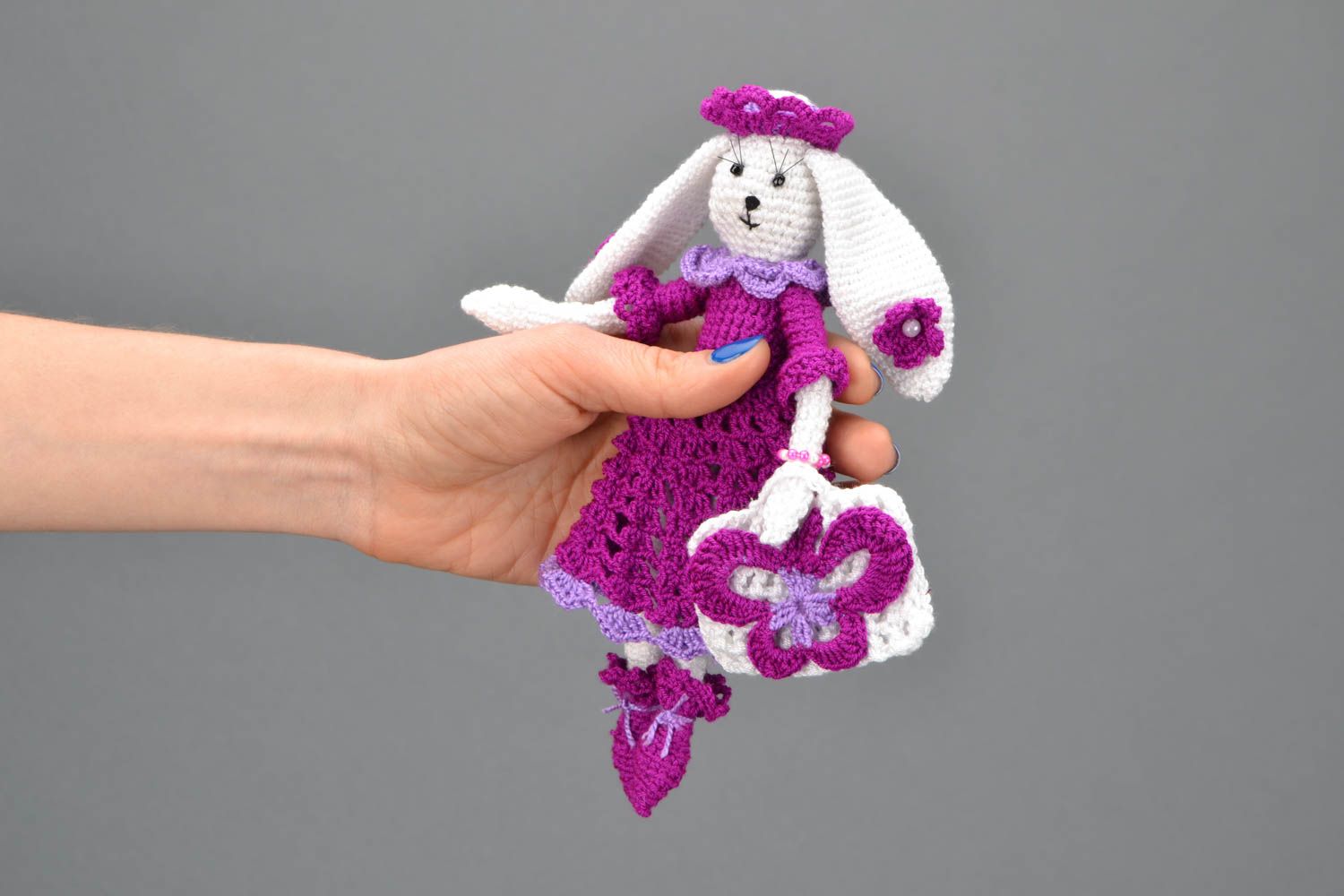 Doudou tricoté au crochet Lapine en lilas photo 2