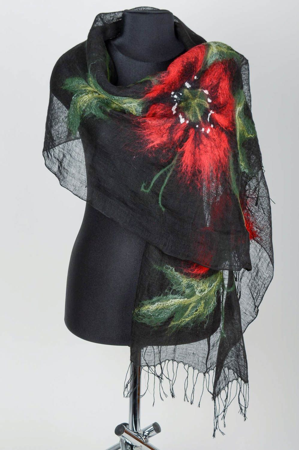 Очаровательный шарф из льна 100 шерсти и шелка с цветами ручной работы фото 1